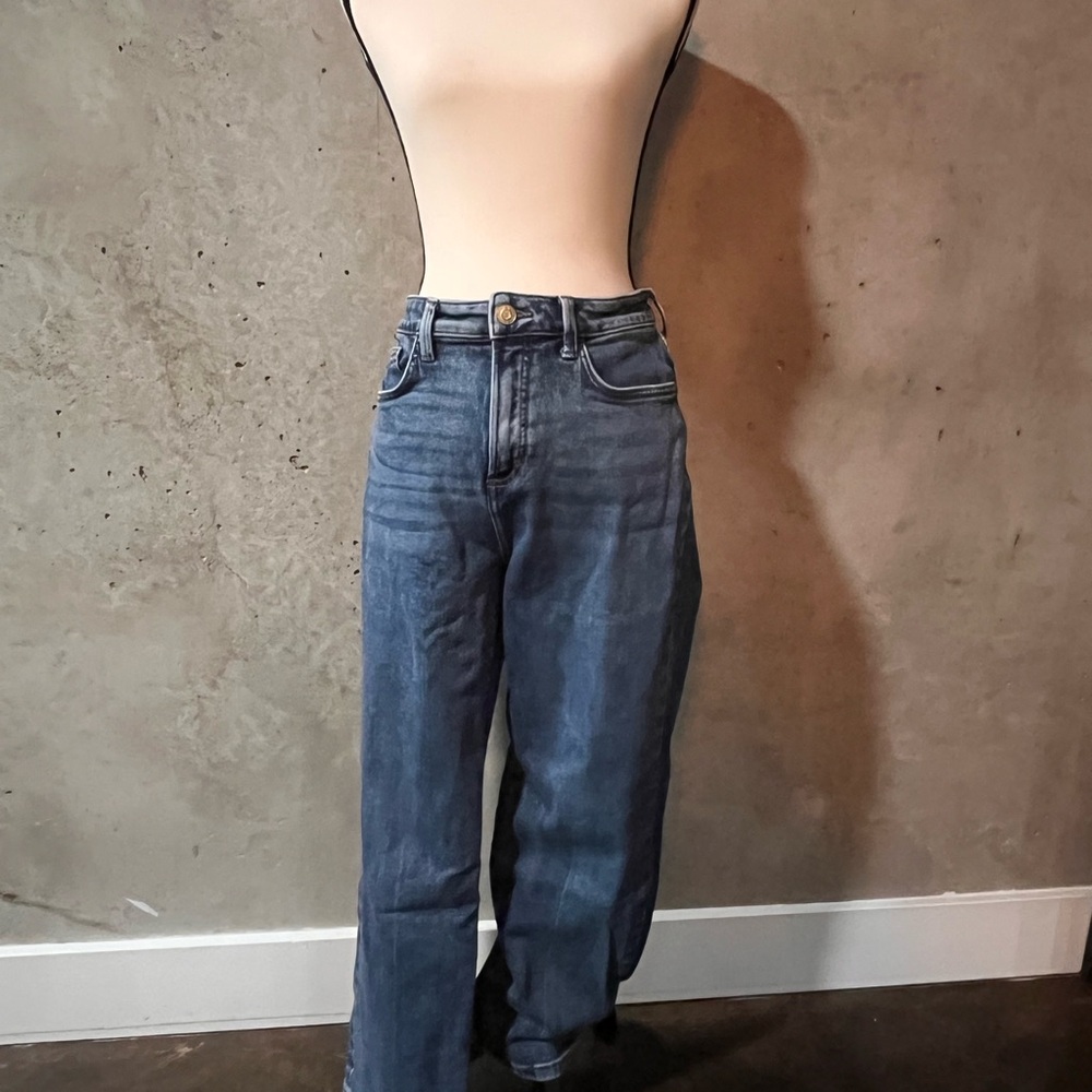 Lauren Conrad Classic High-Rise Straight Leg Women's Jeans - Medium Blue